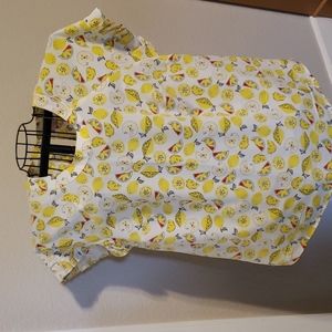 Short sleeve blouse size 1x